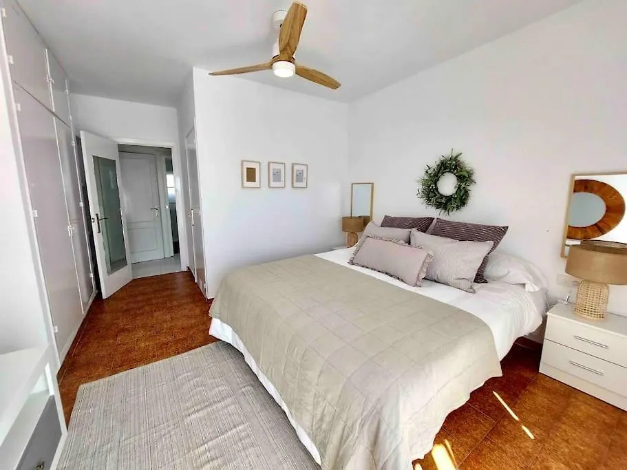 Caleta Beach House Villa Beatriz Sinese Design Torre Del Mar 0*,  Spain
