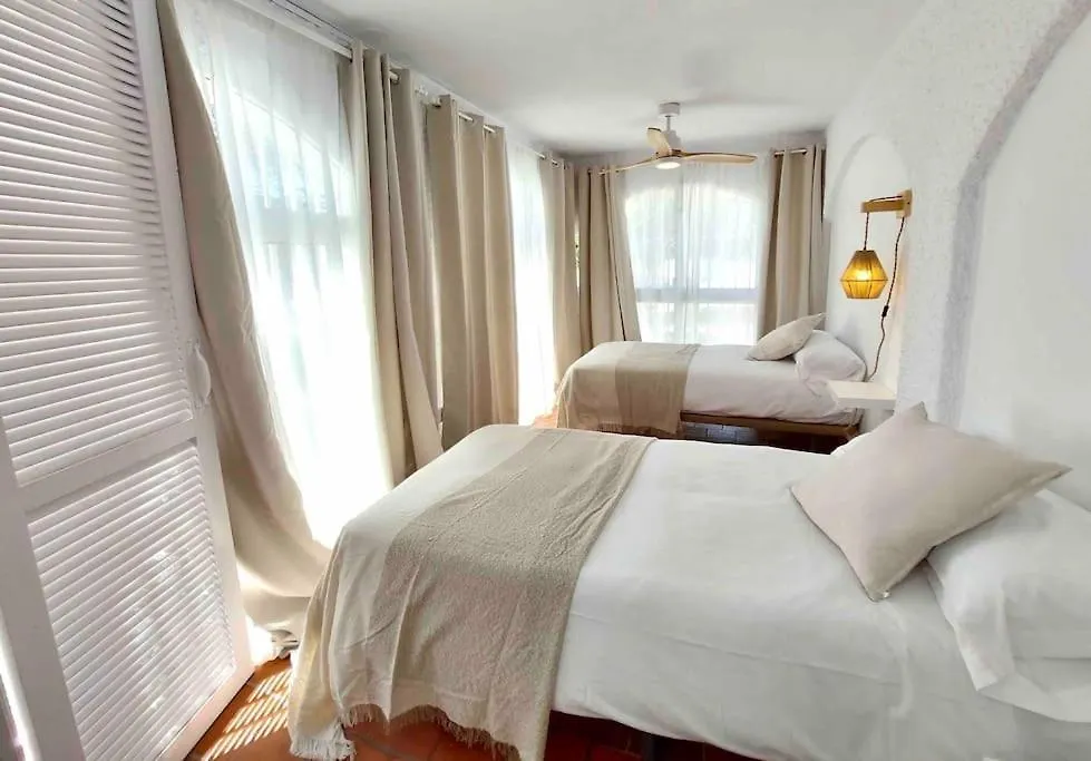Caleta Beach House Villa Beatriz Sinese Design Torre Del Mar