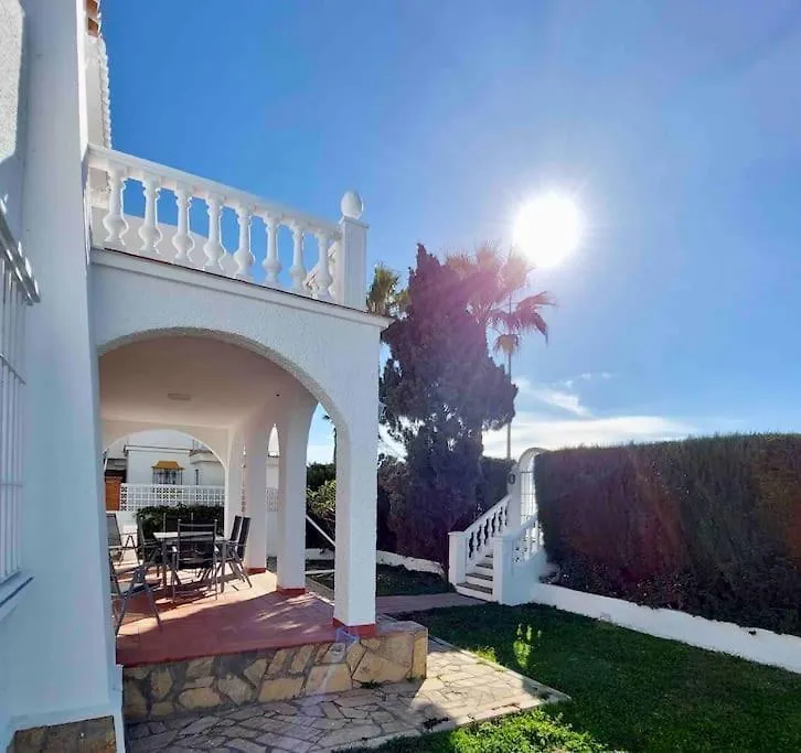 Caleta Beach House Villa Beatriz Sinese Design Torre Del Mar Holiday home